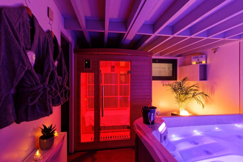 découvrez un havre romantique, parfait pour une escapade en couple : ambiance chaleureuse, paysages enchanteurs et moments inoubliables à partager à deux.