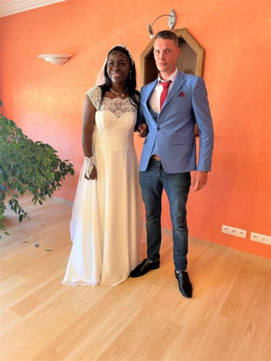 découvrez toutes les informations, conseils et adresses pour organiser un mariage inoubliable en moselle : lieux de réception, prestataires, inspirations et tendances pour célébrer votre union dans ce département plein de charme.