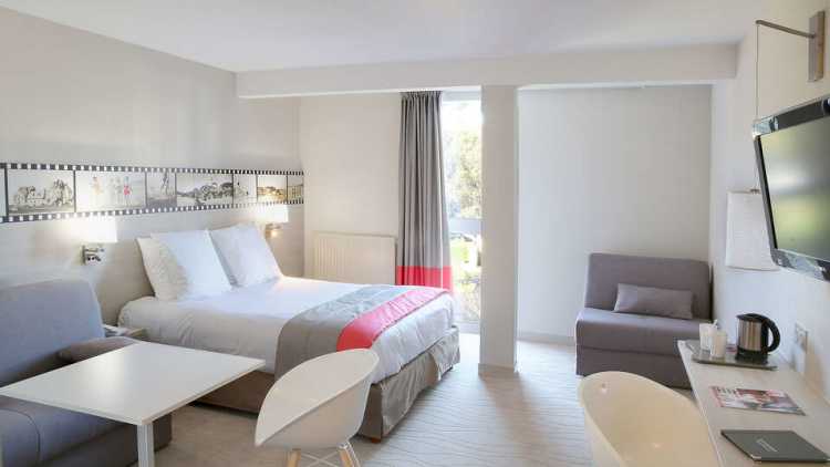 découvrez notre sélection des 8 meilleurs hôtels spa en bretagne pour un week-end romantique inoubliable. détente, confort et paysages enchanteurs garantis.