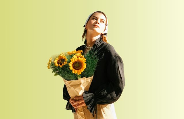 découvrez comment la nouvelle lune favorise 2 signes astrologiques ce week-end et profitez des énergies cosmiques pour booster votre chance et votre bien-être.