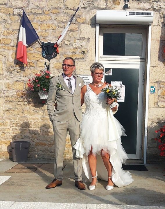 découvrez toutes les formalités nécessaires pour un mariage civil à besançon. informations pratiques et démarches officielles pour célébrer votre union en toute sérénité.