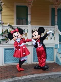 découvrez un séjour féerique pour une saint-valentin romantique à disneyland paris, avec des moments magiques à partager en amoureux au cœur du parc enchanté.