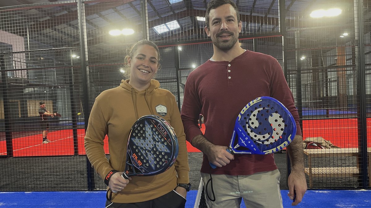 découvrez le nouveau complexe de padel situé à proximité de l'a13, offrant des installations modernes pour tous les passionnés de ce sport dynamique.